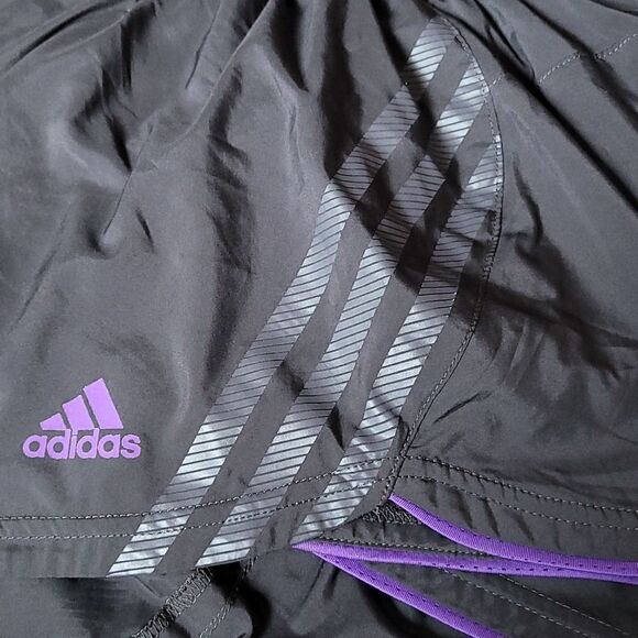 Adidas running short - Picture 5 of 5